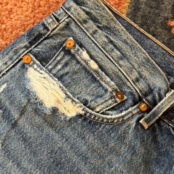 Agolde 90’s High Rise Loose Fit Blue Jeans Distressed in Psyche - Picture 4 of 12